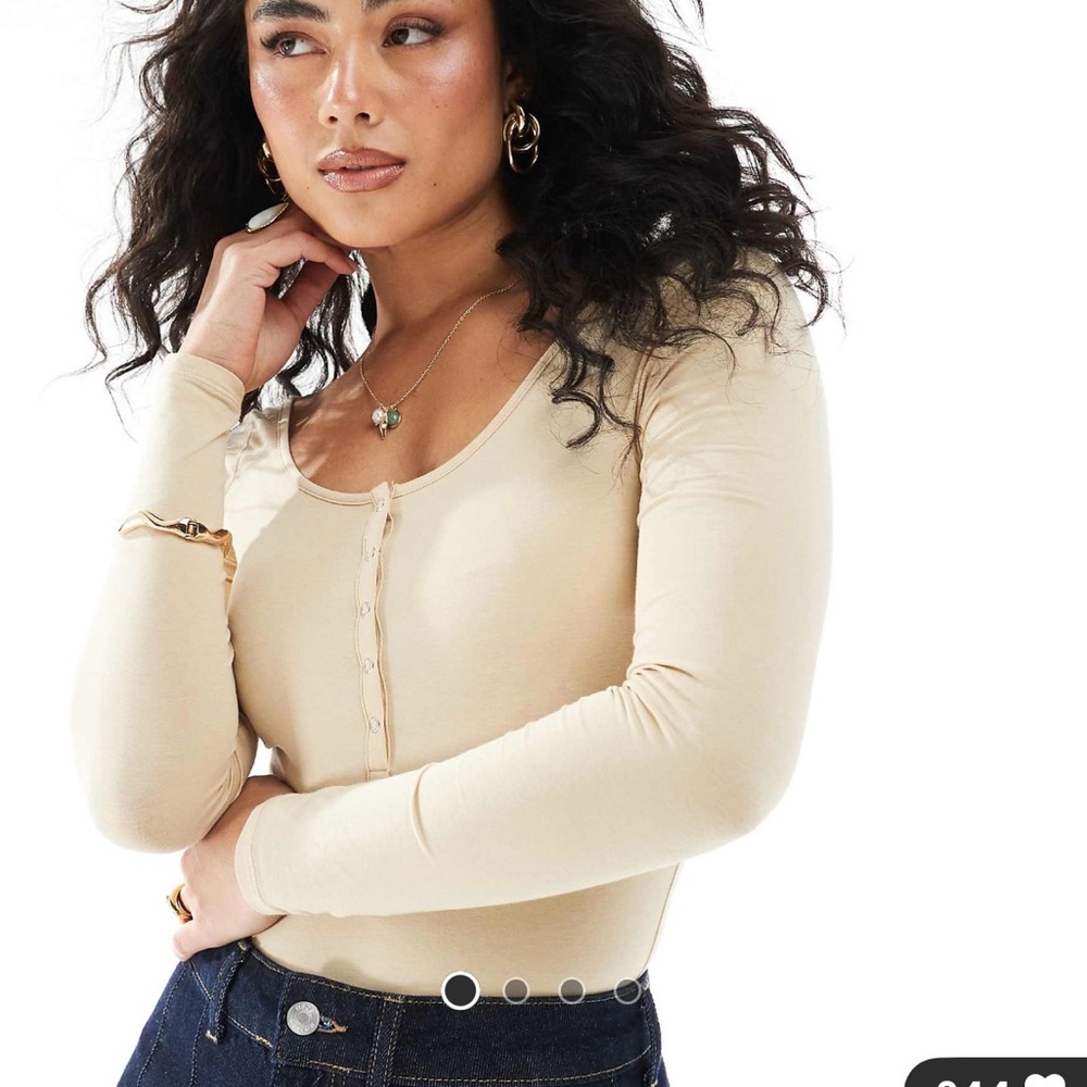 Women's Cream Long Sleeve Top